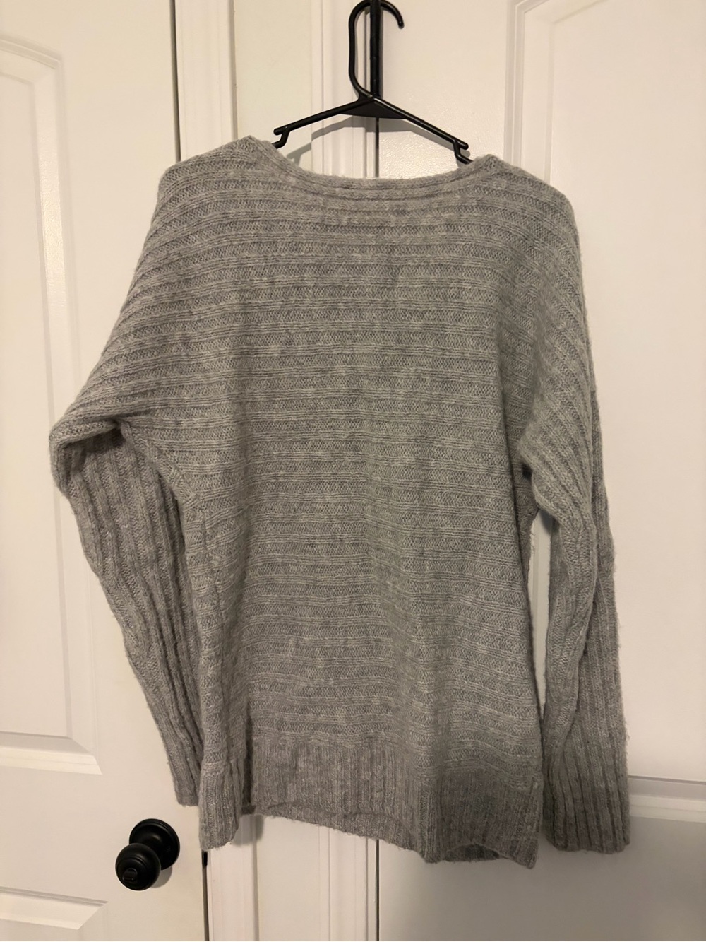 GAP Light Gray Knit Pullover - Picture 3 of 3